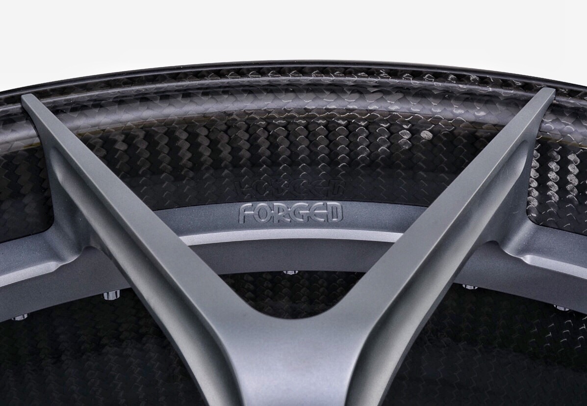 K SPORT CARBON