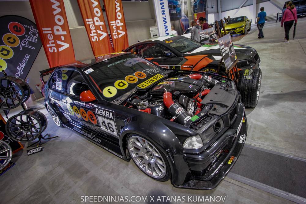 BMW Е36 М3 V10 S85 GTR — 52