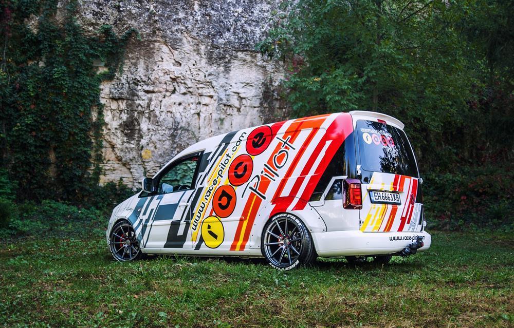 VW Caddy 2.0 TDI — 4